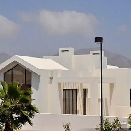 Sanctuary * Πλάγια Μπλάνκα